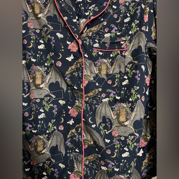 Unique pajama set - Picture 2 of 4